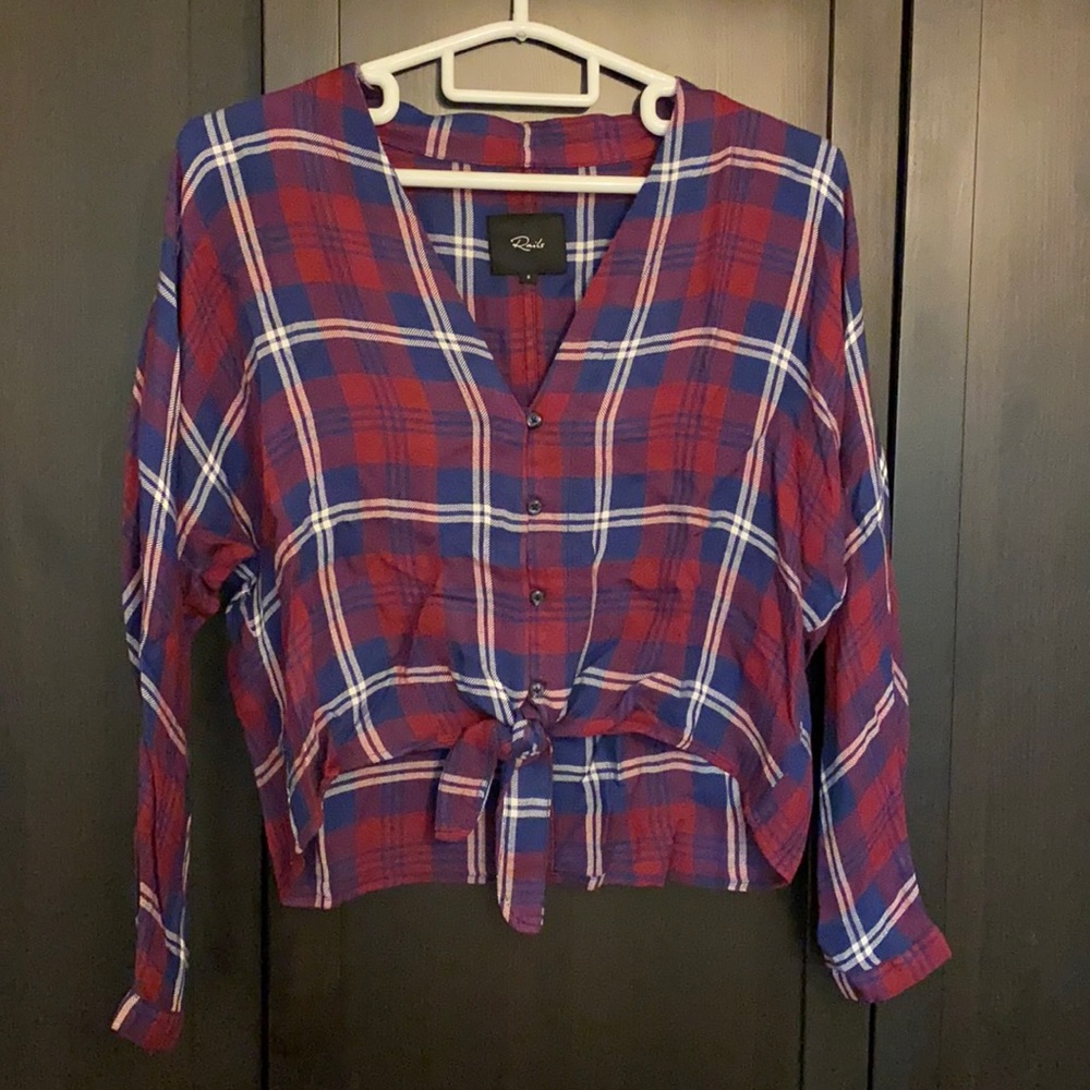 Rails flannel top.